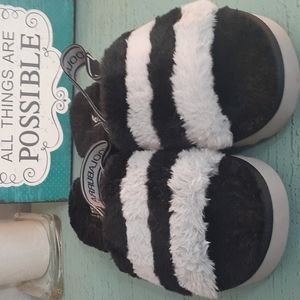KOOLABURRA SLIPPERS SZ 8